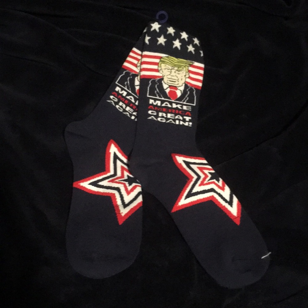 Trump socks - Picture 2 of 3